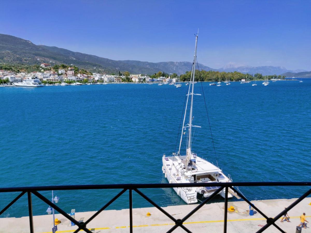 The Manessi City Boutique Hotel Poros Town Extérieur photo