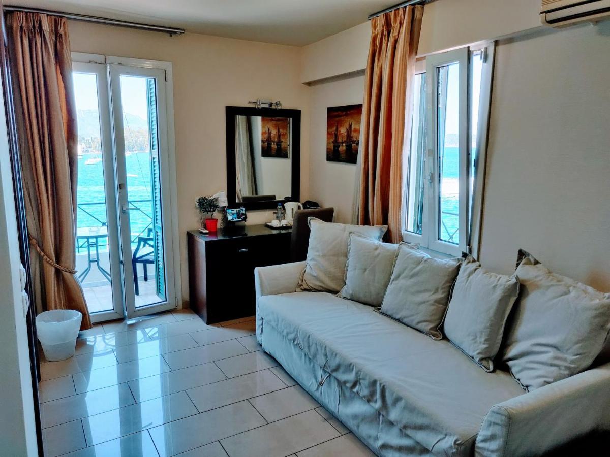 The Manessi City Boutique Hotel Poros Town Extérieur photo