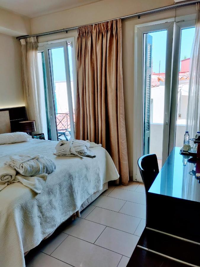 The Manessi City Boutique Hotel Poros Town Extérieur photo