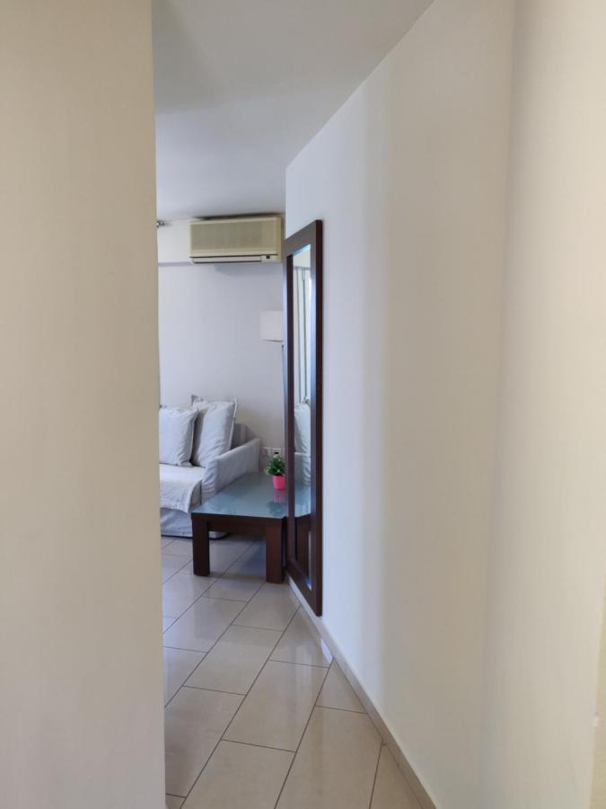The Manessi City Boutique Hotel Poros Town Extérieur photo