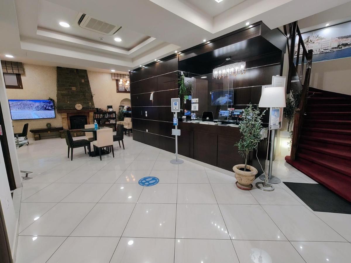 The Manessi City Boutique Hotel Poros Town Extérieur photo
